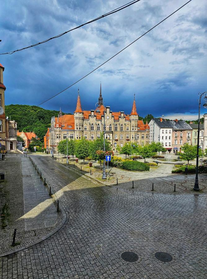 Noclegi Walbrzych Centrum ภายนอก รูปภาพ